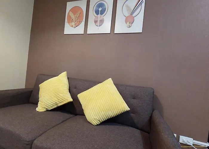 Affordable Whole 2 Bedroom High Floor Bgc شقة